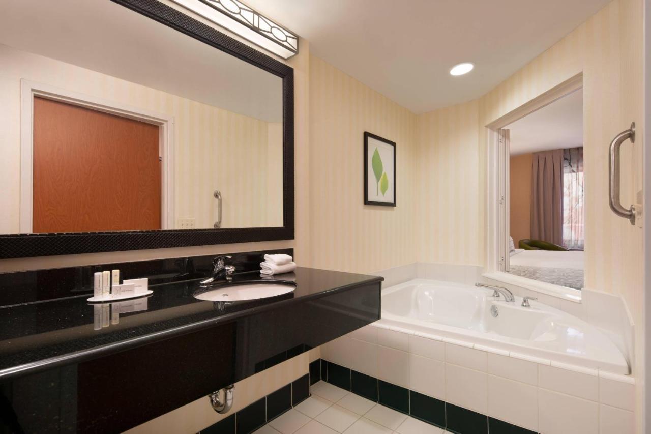 Fairfield Inn & Suites Redding Dış mekan fotoğraf